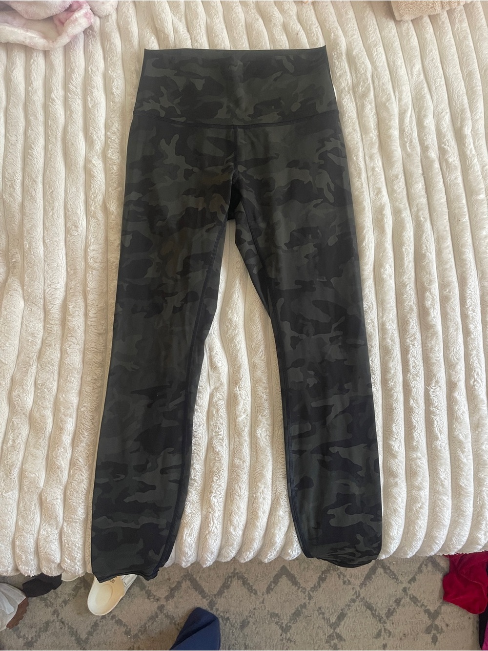 Lululemon Women’s High-Waist Camo Leggings - Black/Green